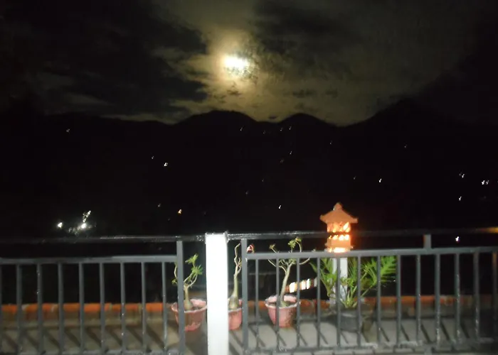 One Homestay And Warung